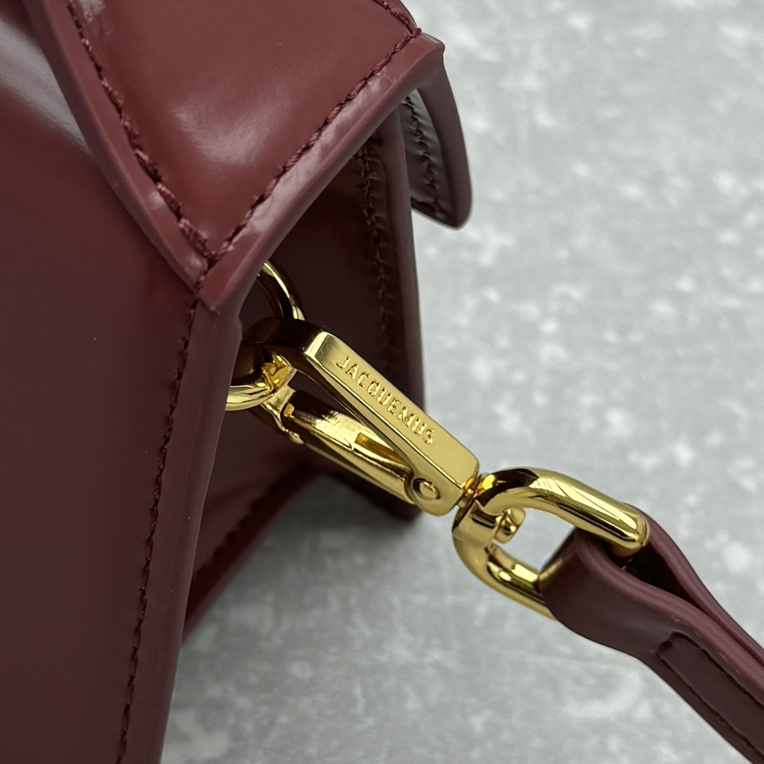 Jacquemus Satchel Bags